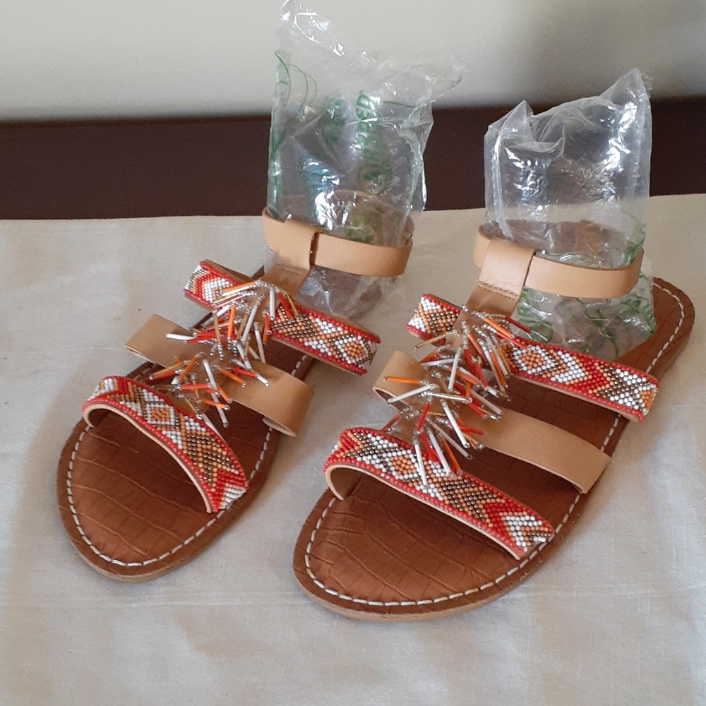 Sz 7.5W Comfortview Beaded Flat Sandals
